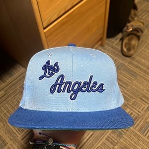 Blue Los Angeles Lakers hat with Meteor stitch